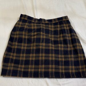 Plaid school girl Skirt in Black and Yellow Korean style